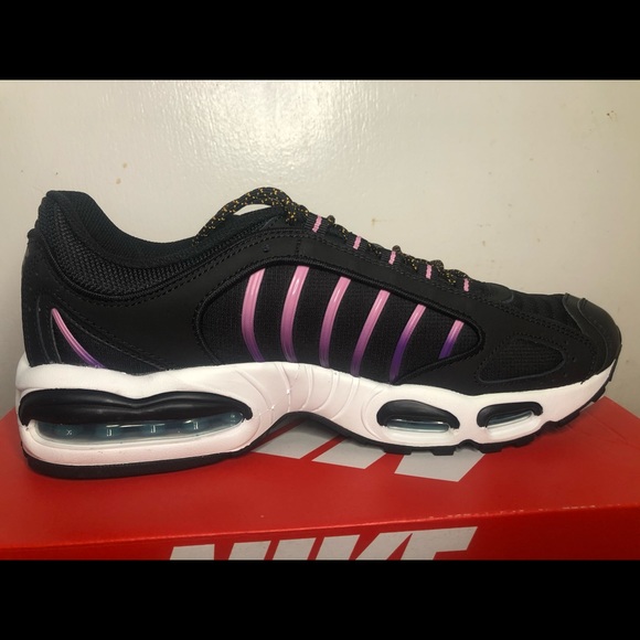 ⚠️SOLD⚠️. Nike Air Max Tailwind IV SE - Picture 3 of 7